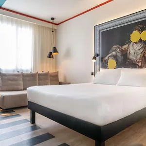 https://novotel-barcelona-sant-joan-despi.catalonia-hotels.com